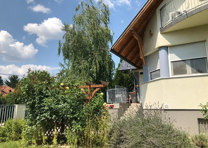 Apartmán Dominik Velence